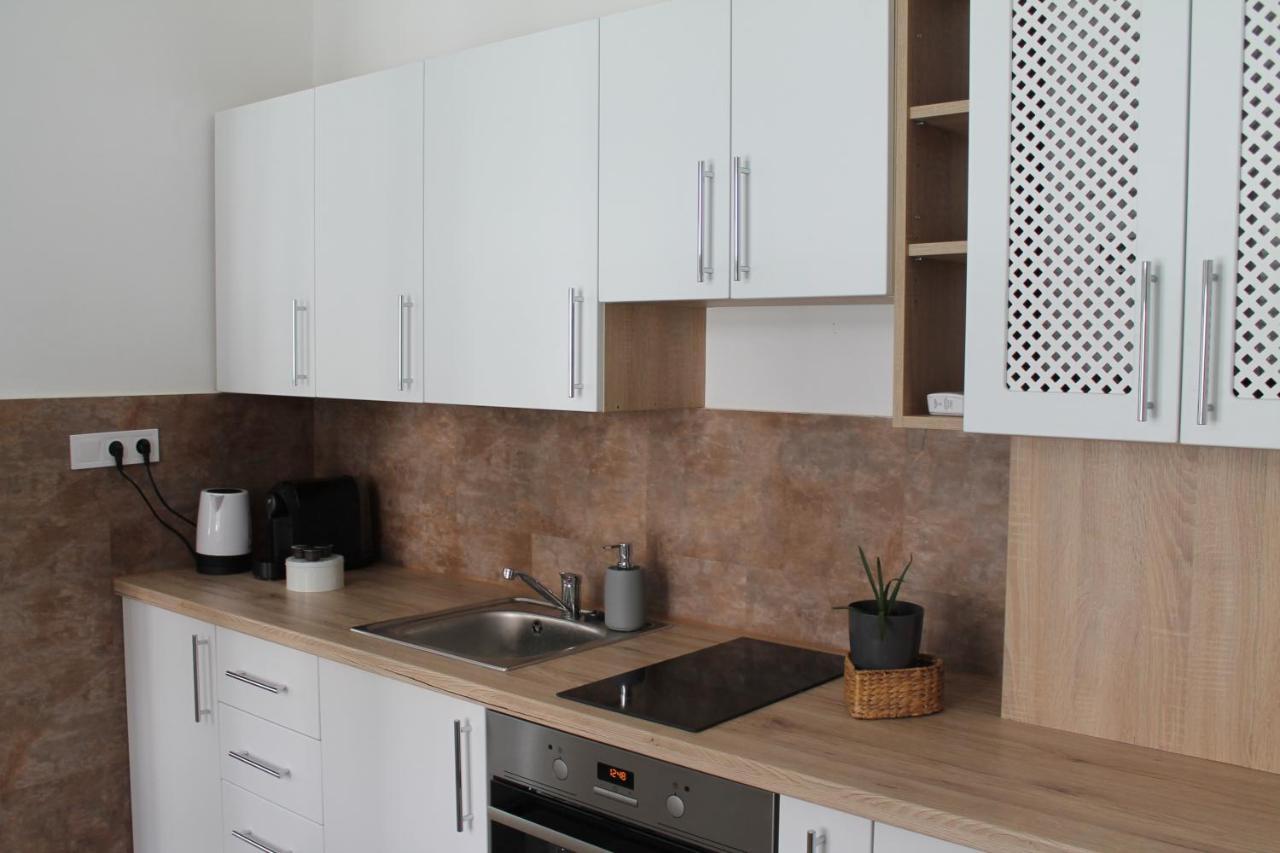 Zwinger Apartman 쇼프론 외부 사진